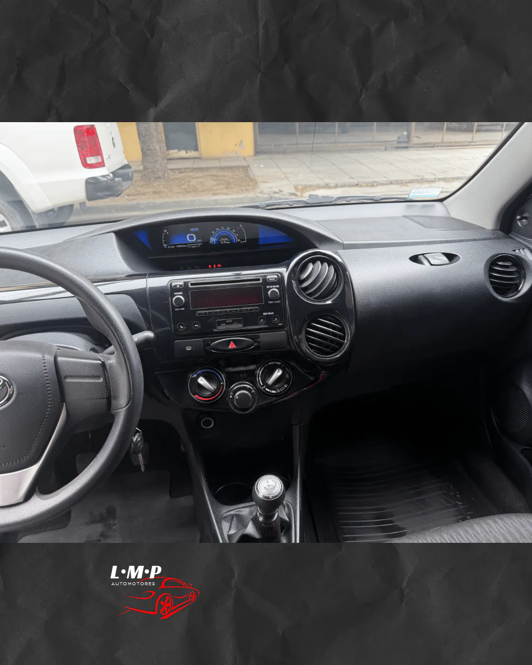 Toyota Etios 1.5 XLS foto 3