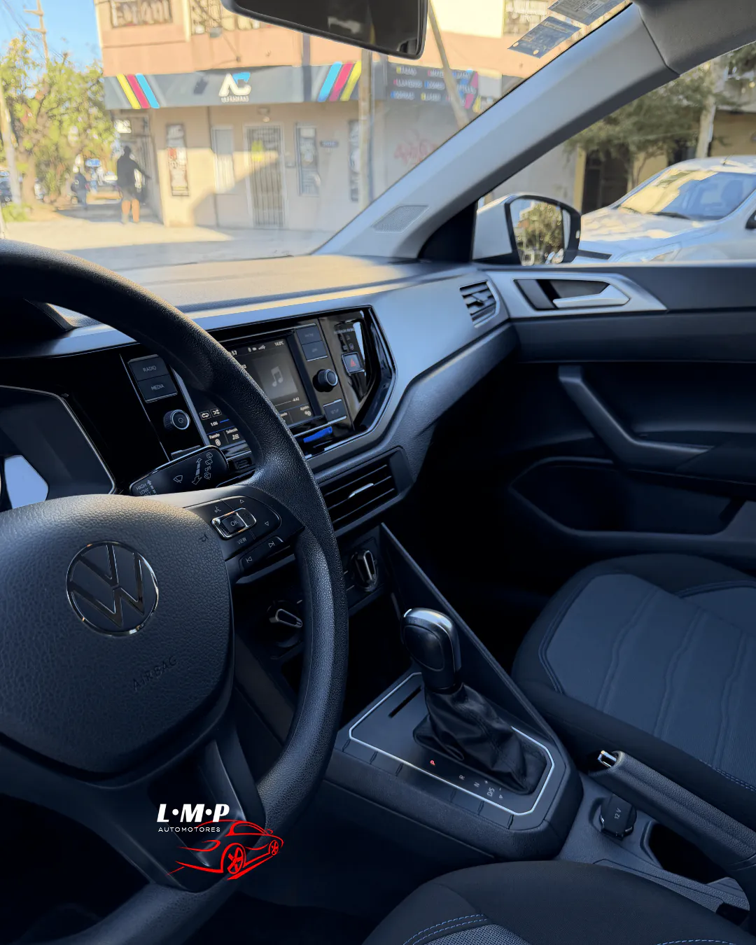 Volkswagen Nivus 1.0 TSI foto 2