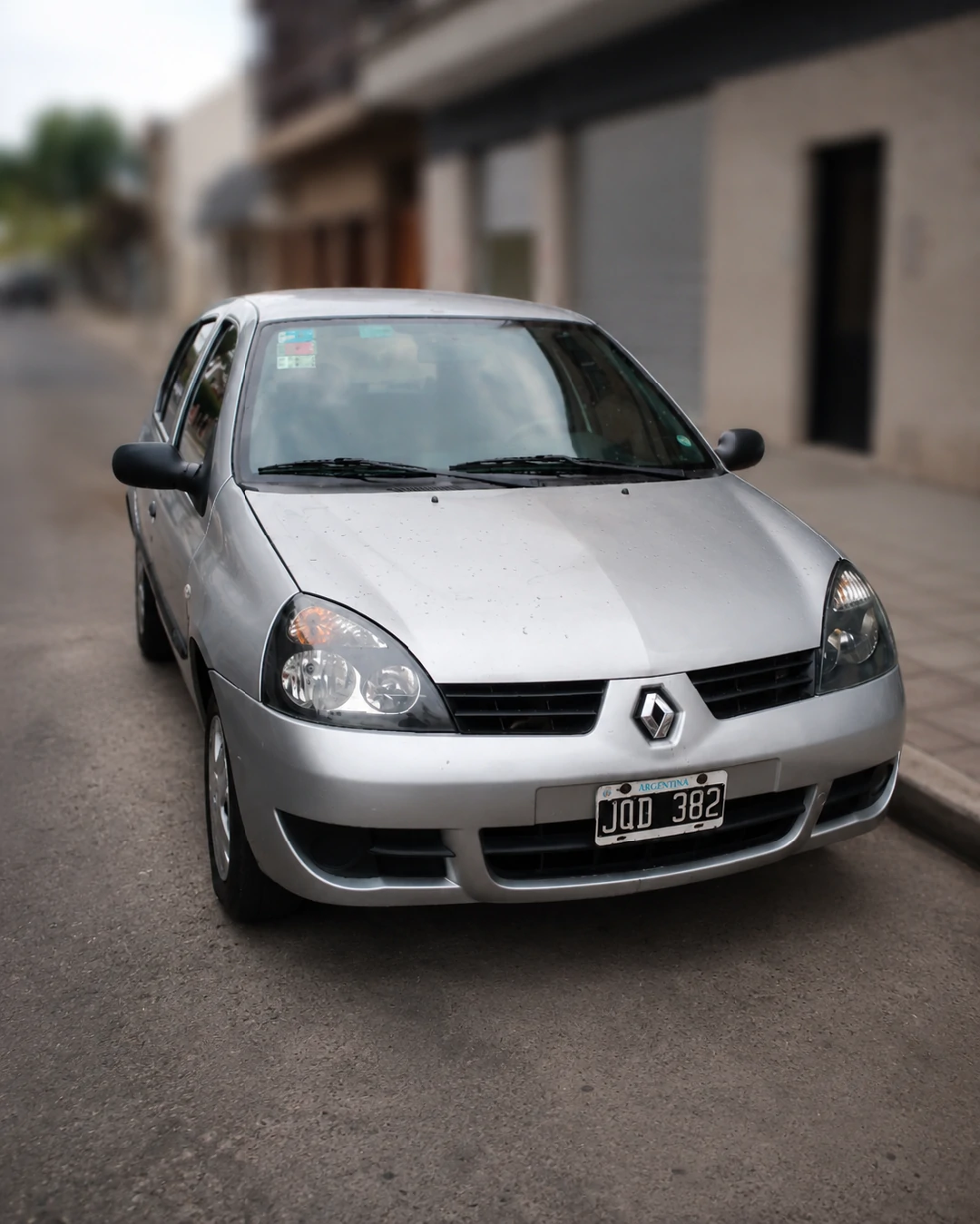 Renault Clio 1.2 Pack Plus 2011 usado en Lomas del Mirador - LMP Autos